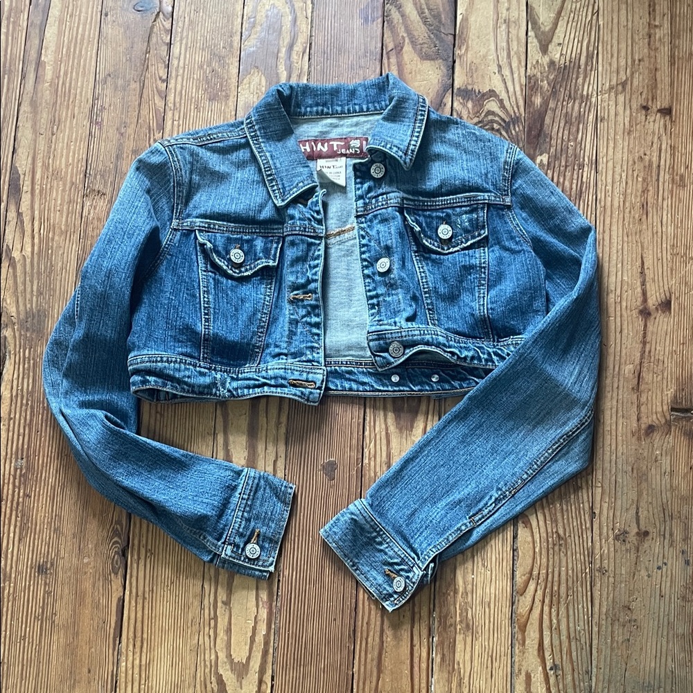 Stylish Blue Cropped Jean Jacket